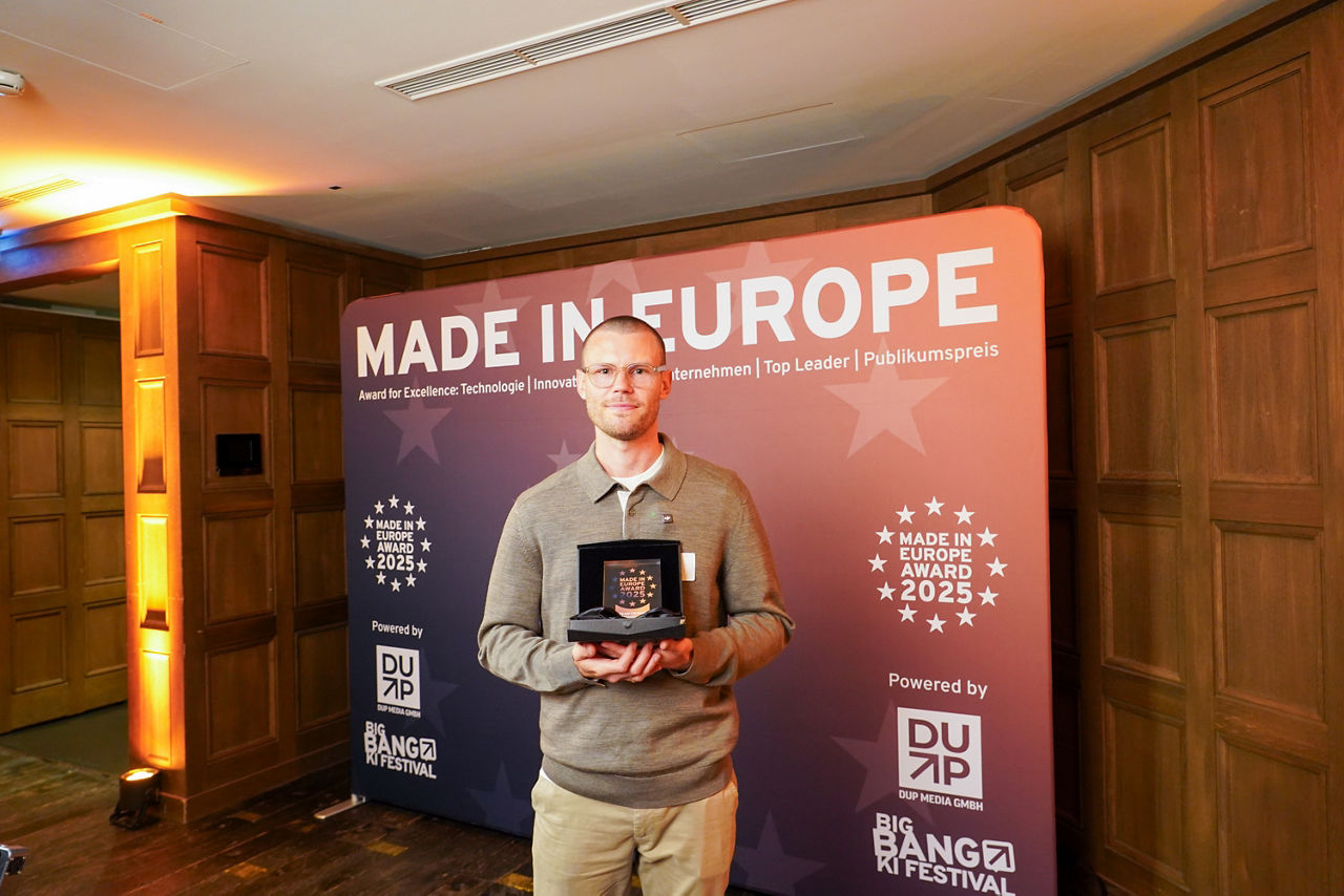 Big-bang AI conference Award 
