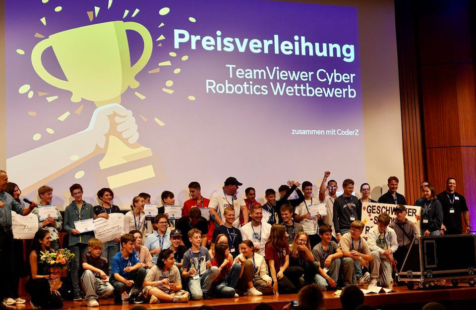 Winners and participants of the Cyber Robotics Competition